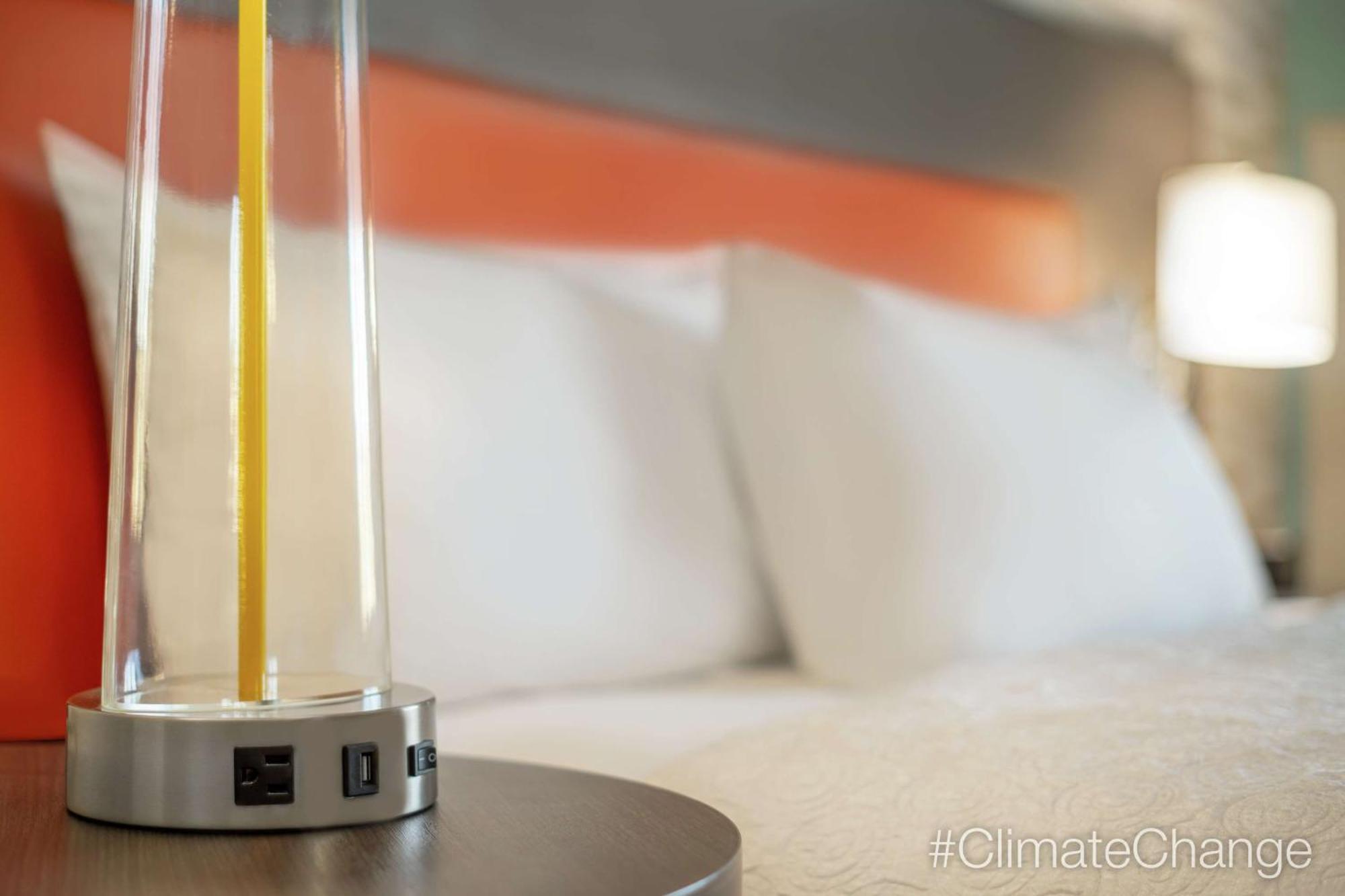 Home2 Suites By Hilton Woodland Hills Los Angeles Esterno foto