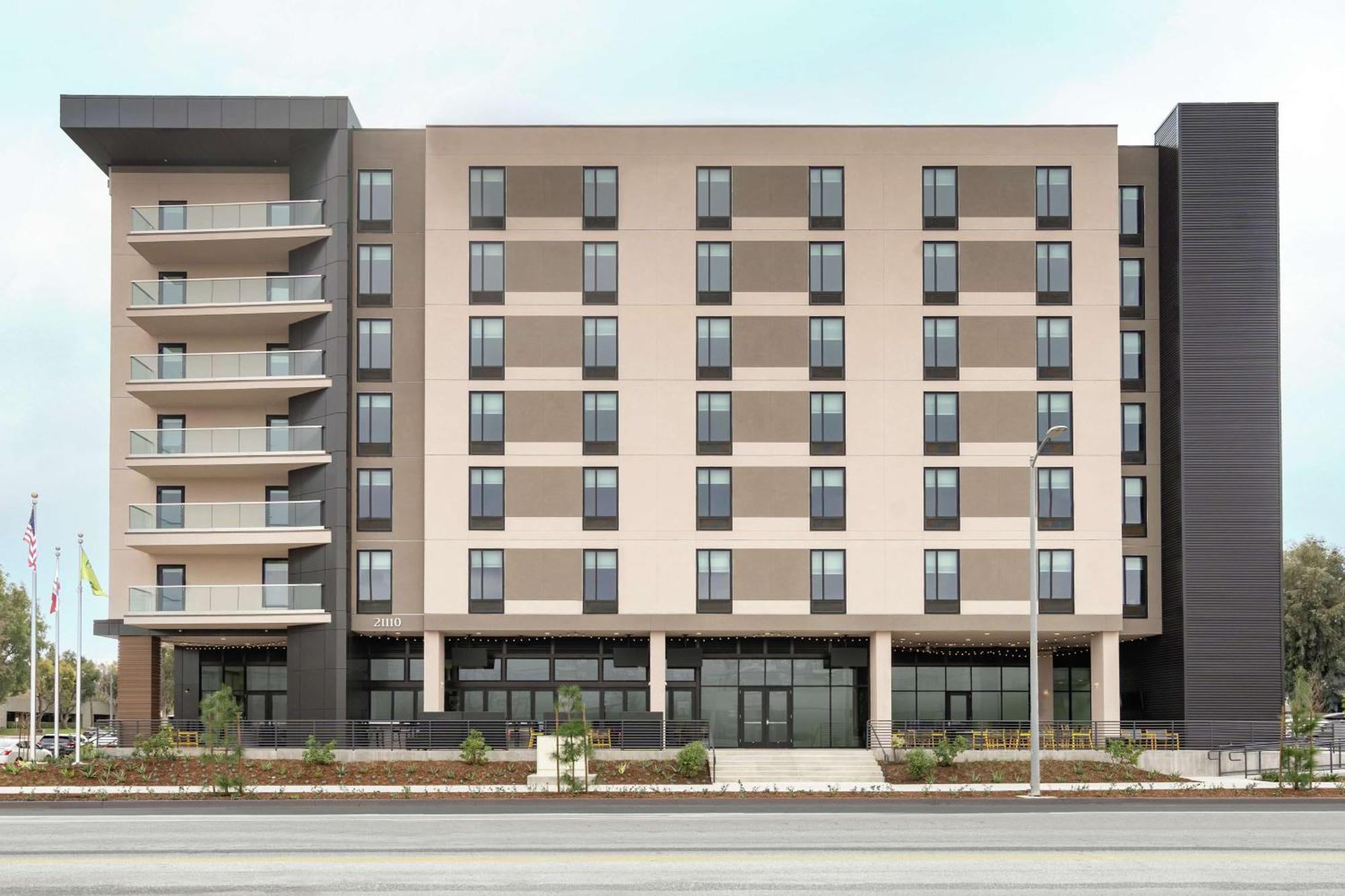 Home2 Suites By Hilton Woodland Hills Los Angeles Esterno foto