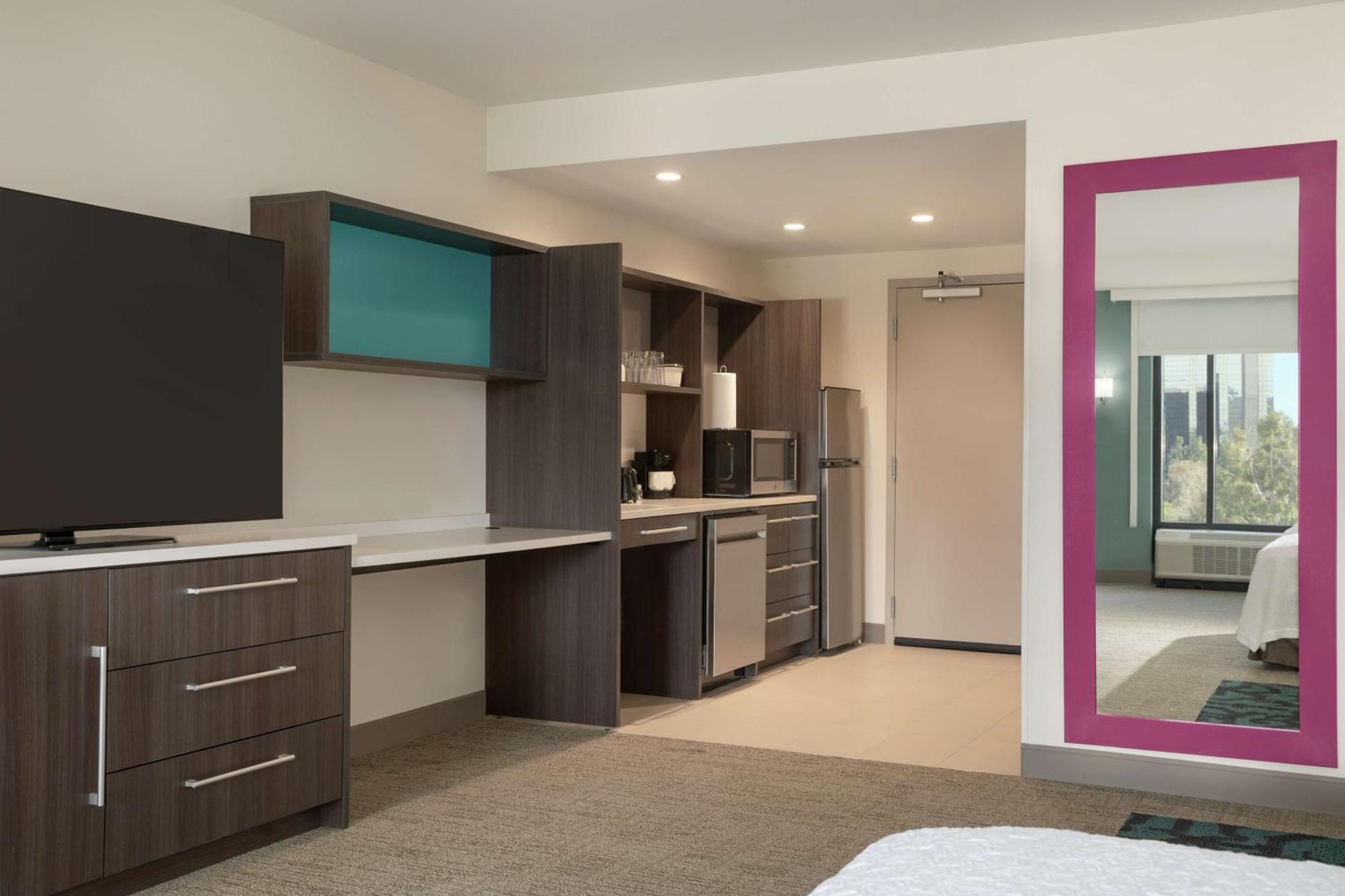 Home2 Suites By Hilton Woodland Hills Los Angeles Esterno foto