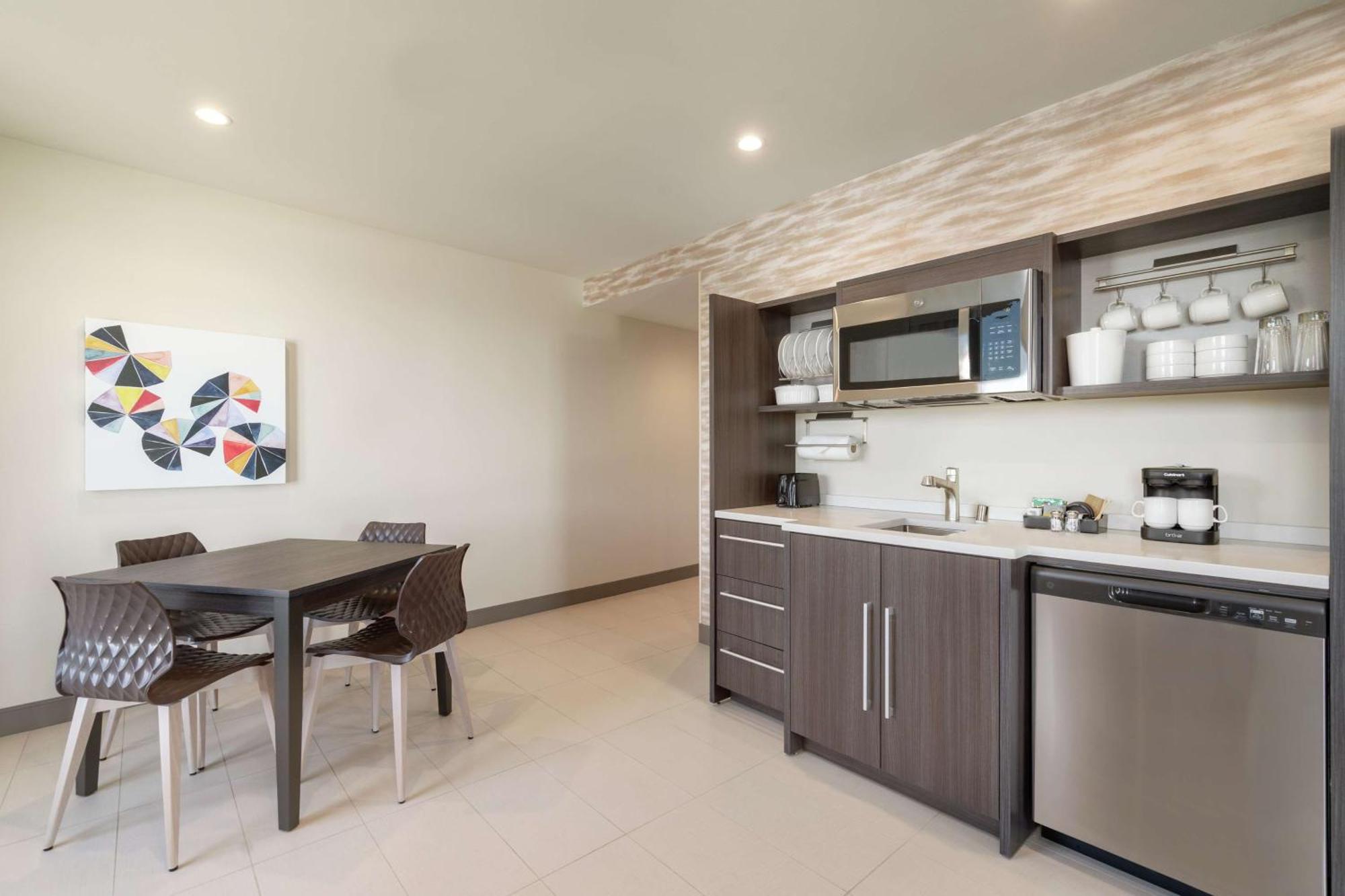 Home2 Suites By Hilton Woodland Hills Los Angeles Esterno foto