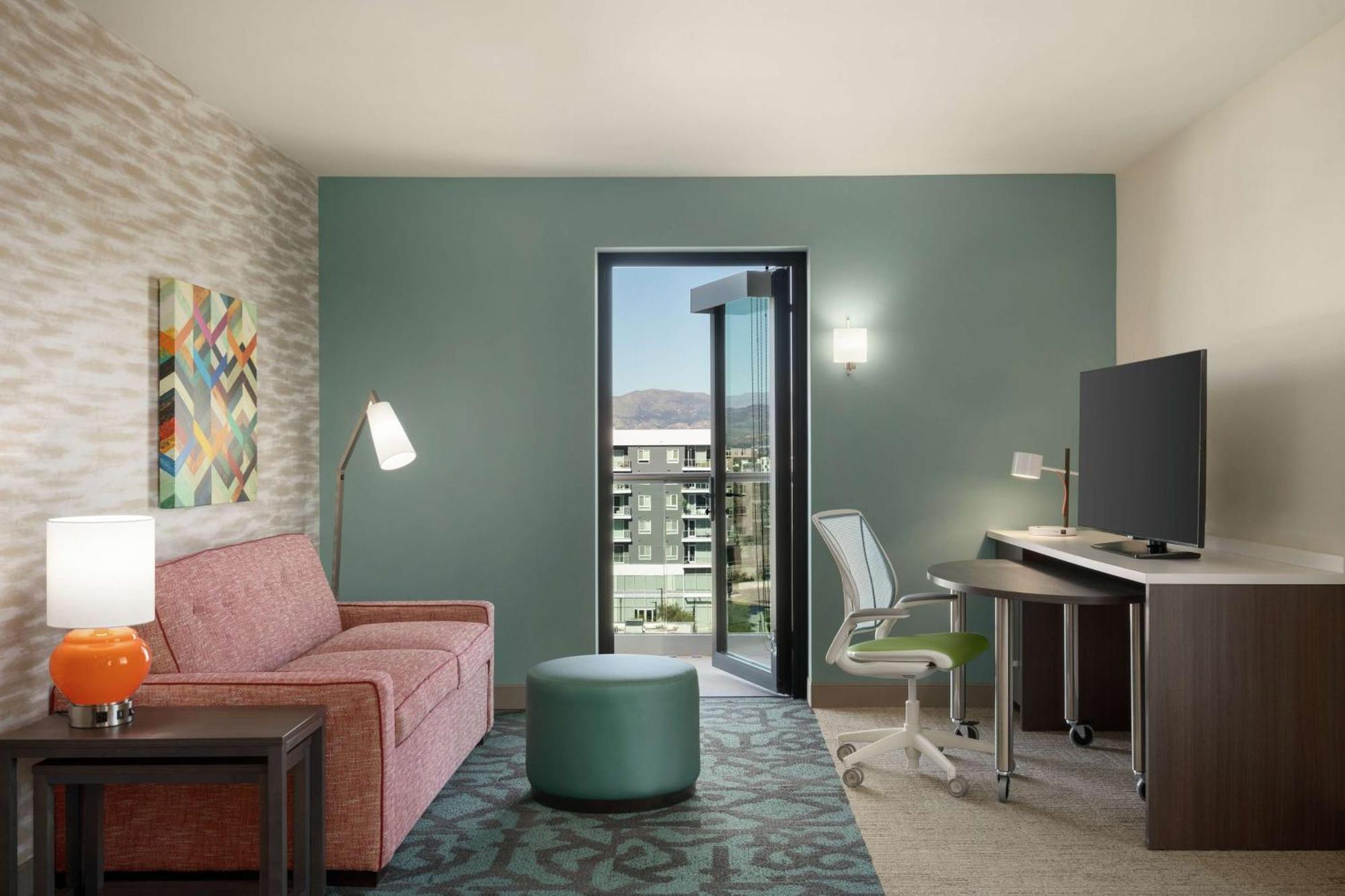 Home2 Suites By Hilton Woodland Hills Los Angeles Esterno foto